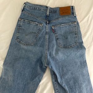 Levi’s Ribcage Straight Jeans W27 L27